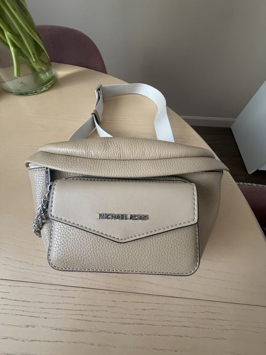 Сумка через плече Michael Kors