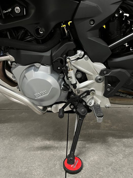 Bmw f750gs rebaixada