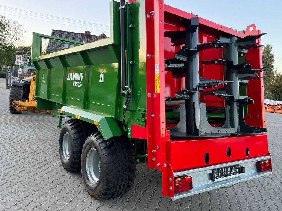 Rozrzutnik Roltrans skorupowy 8 t, 2 wałki pionowe, BOGATA WERSJA