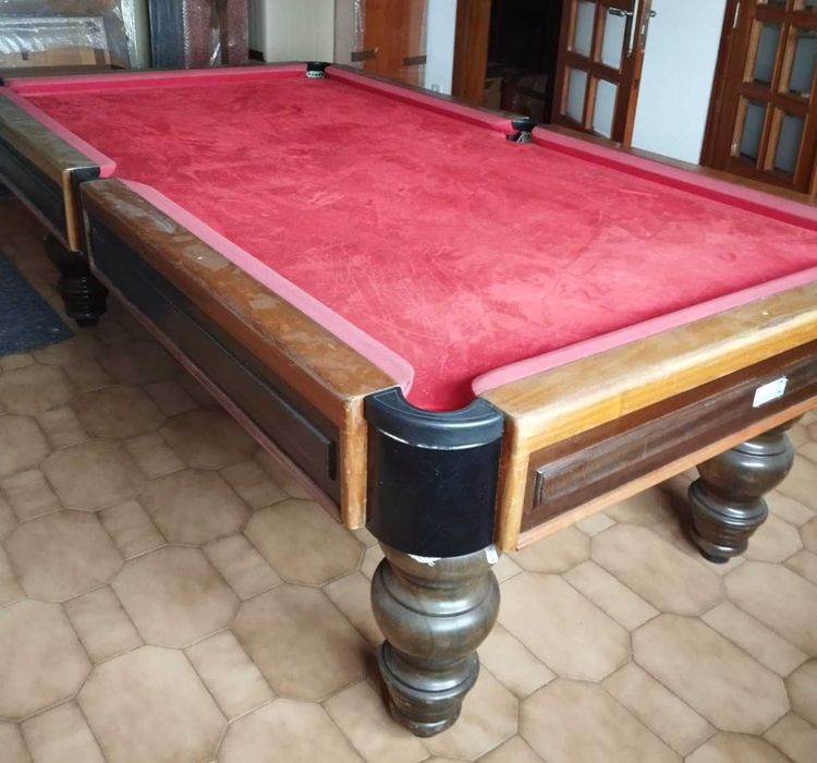 Mesa de bilhar/ Snooker