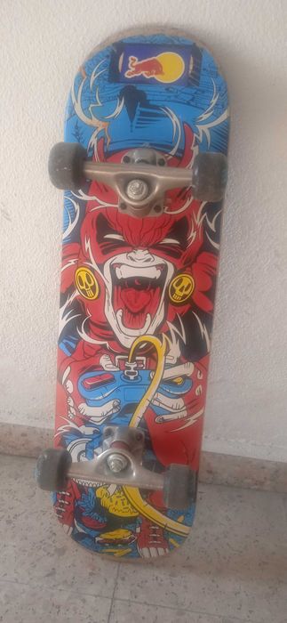 Skate Oxelo 8-12 anos. Bom estado