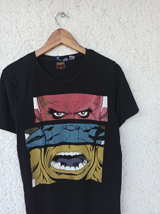 Футболка Marvel comics divided by HM