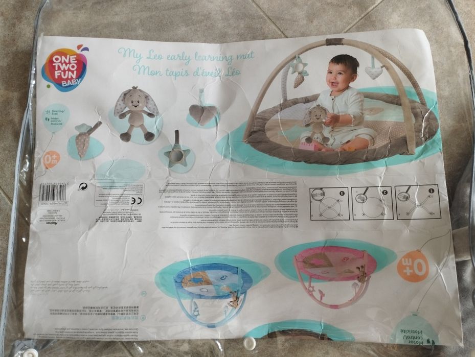 Tapete/Ginásio de atividades bebé