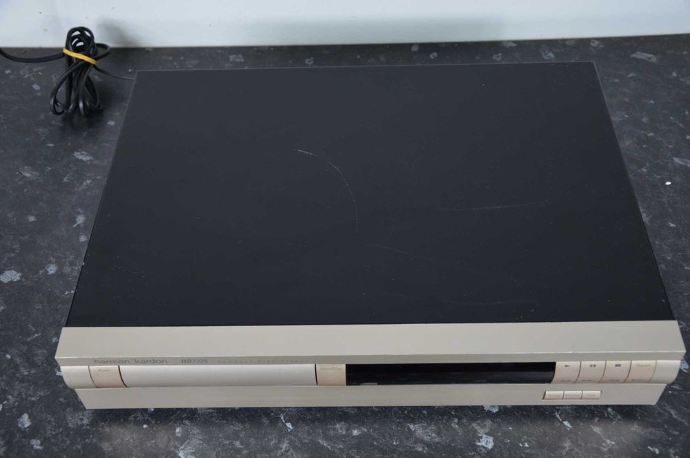Odtwarzacz CD Harman Kardon HD7325 złoty / czarny