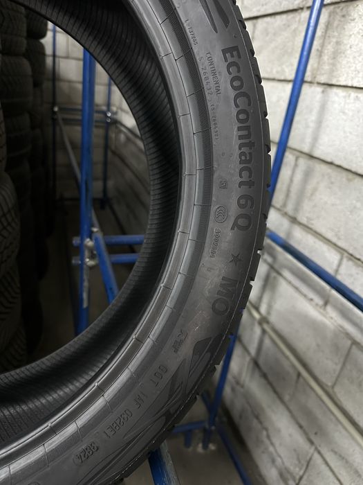 Різноширокі літні шини 245/40 R20 i 275/35 R20 CONTINENTAL