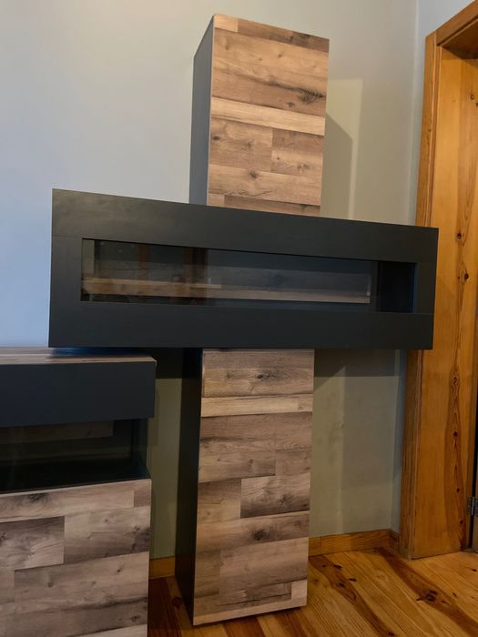 Centro de mesa para sala de jantar + estante de madeira e vidro