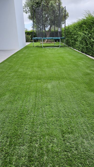 Fazemos todos tipos de jardim,pergolas espaço lazer