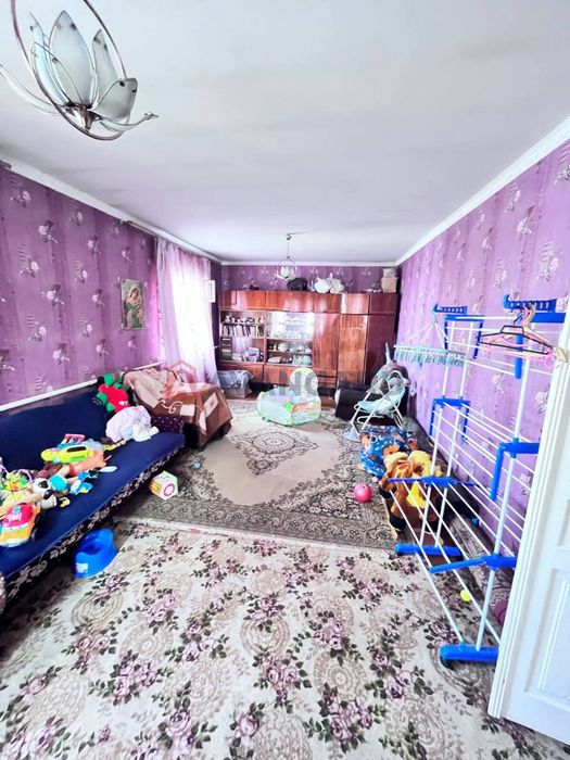 Продається будинок в с. Р. Поляна