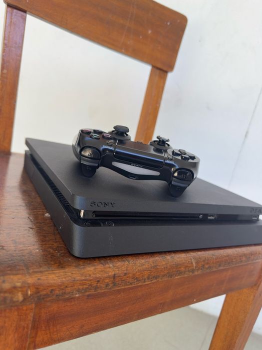 Ps4 em perfeitas condições