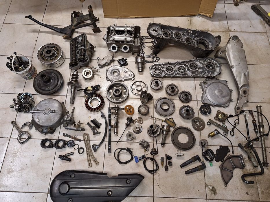Suzuki Burgman 650 silnik k5 części kapa przekładnia tryb głowica oś