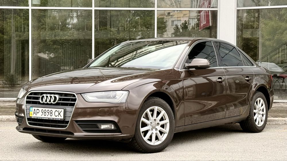 Продам Audi A4 официал