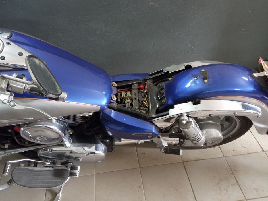 Продаю мотоцикл Kawasaki Vulcan Classic в доброму рабочему стані