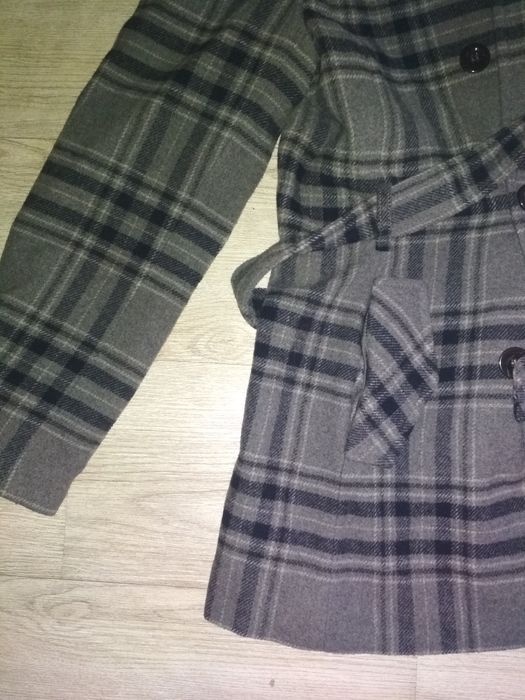 Płaszcz damski krótki