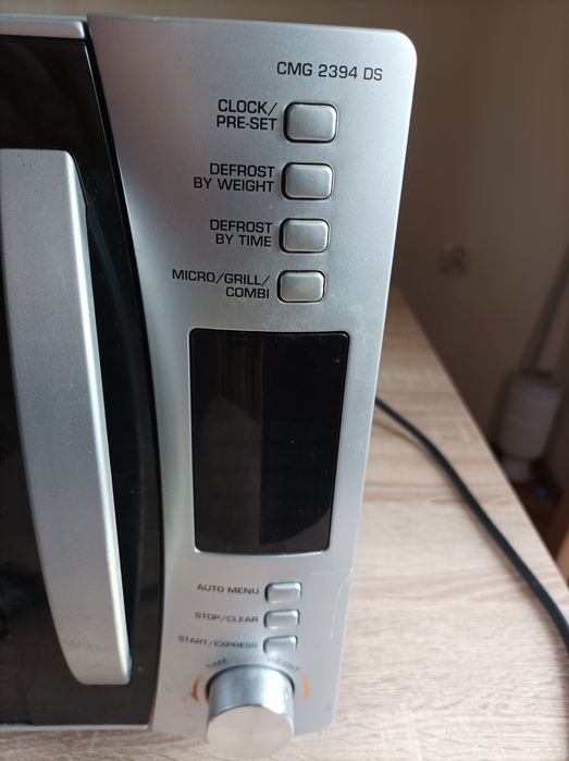 Kuchenka mikrofalowa candy