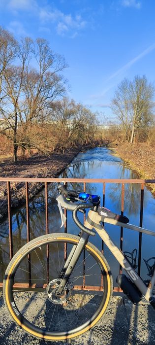 Gravel Focus Atlas 6.9 model z 2023r.