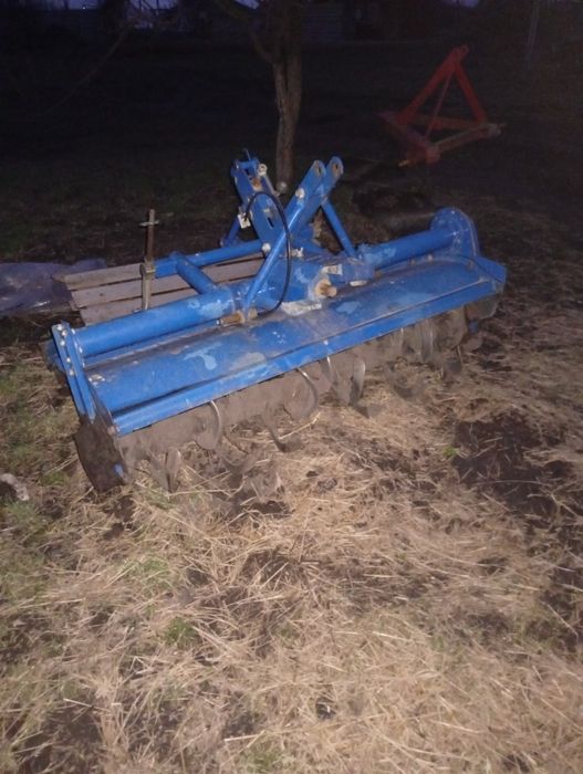 Продам японскую фрезу до мини трактора