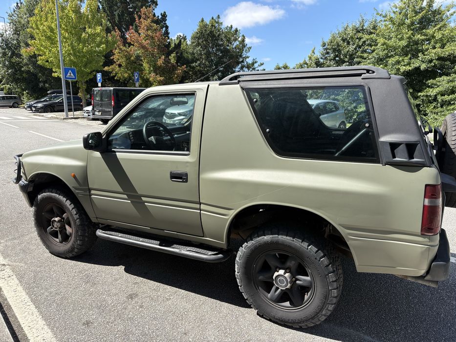 Opel frontera 2.8 motor isuzu - descapotavel