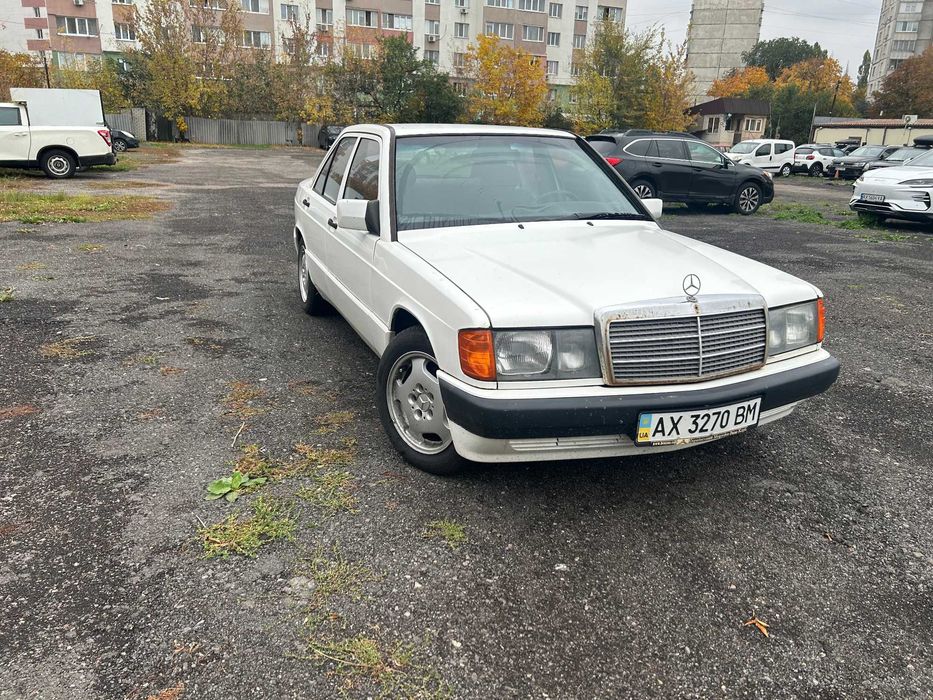 Mercedes-Benz 190 W201