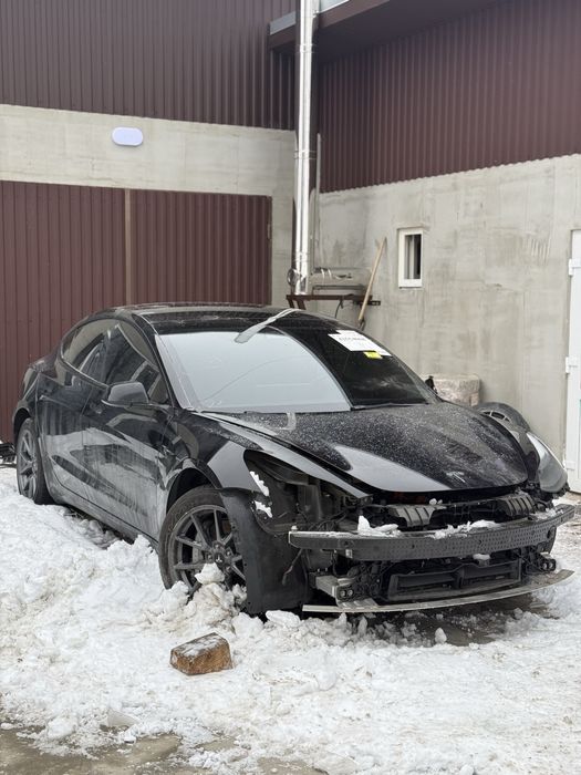 Запчастини Tesla Розбір S 3 X Y Garage Performance