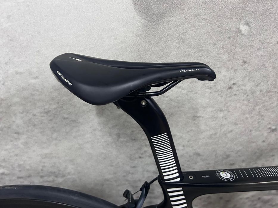 Pinarello Gan dt swiss carbono