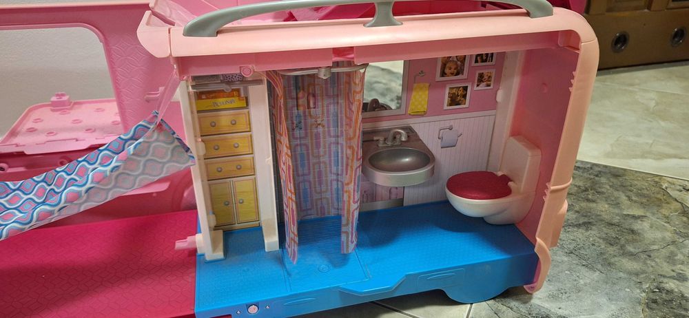 kamper dla lalek Barbie