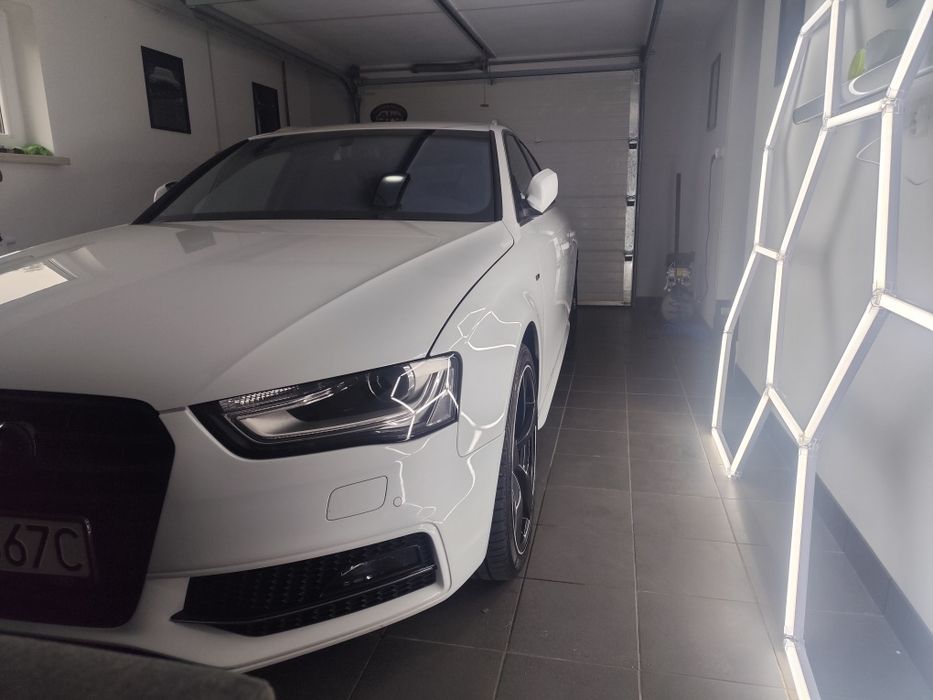 Audi A4 B8 lift  quattro