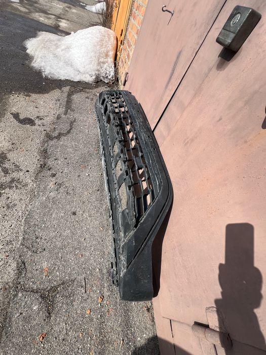 Бампер передний  фольцвагенАтлас atlas зпч целый оплата  любым удобным