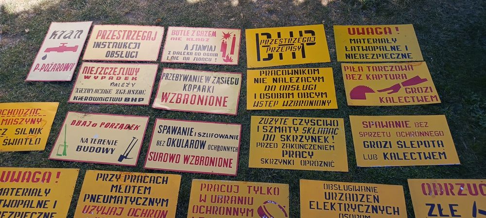 Stare metalowe tablice PRL