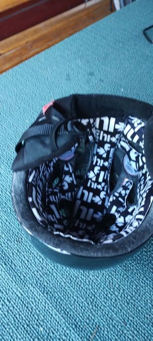 Kask czarny z  zagranicy