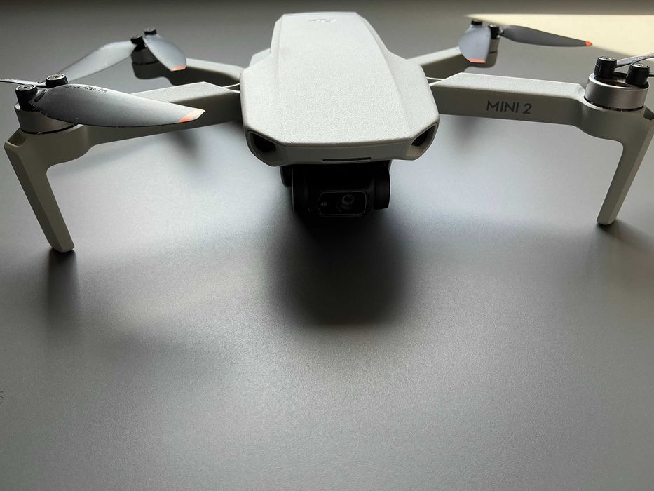 Drone DJI Mini 2 (4K) + Cartão 128GB — Como novo
