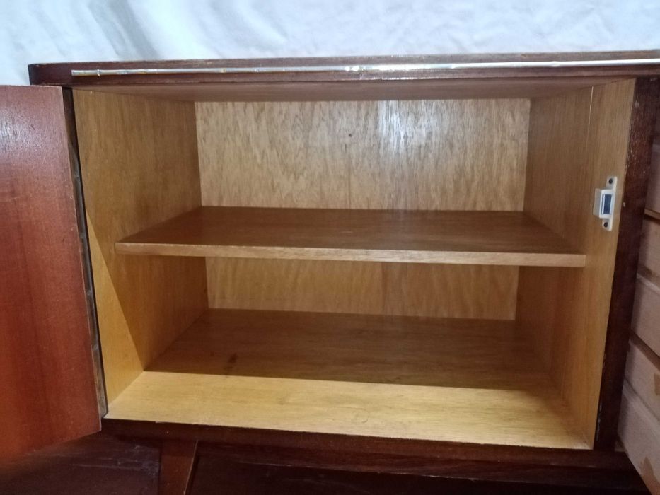 Тумбочка,комод или под ТВ. тех времен...