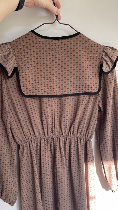 Сукня міді Leform (S)