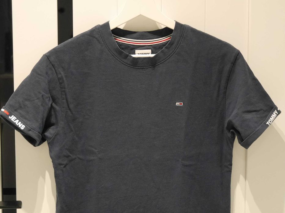 Tommy Hilfiger świetna krótsza koszulka logo 34 XS
