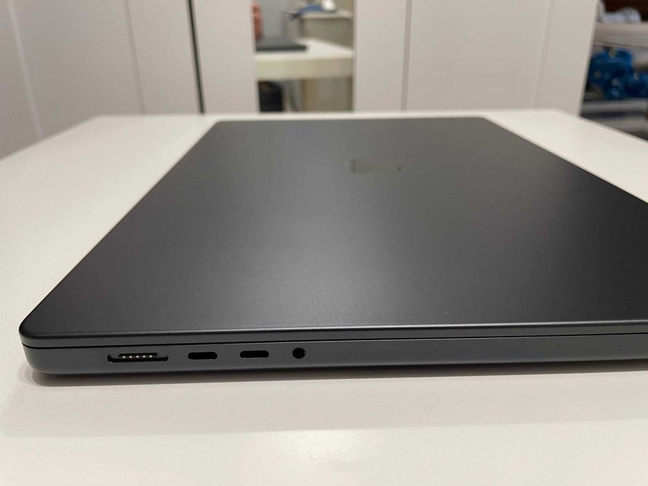 MacBook Pro 16" M4 Pro 24/512 GB | 10 cykli | 100% bateria | gwarancja