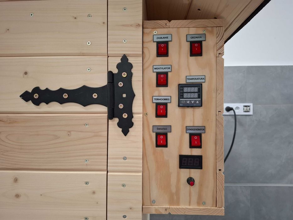 Wędzarnia drewniana elektryczna