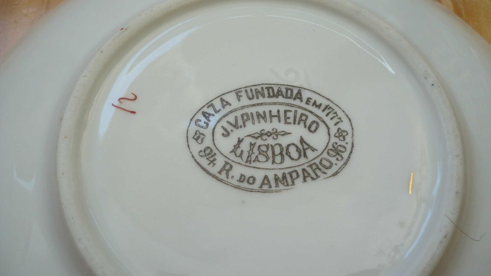 Chávena em Porcelana Vista Alegre - Antiga