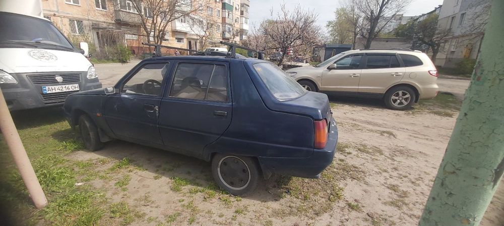 Продается Славута,цвет синий