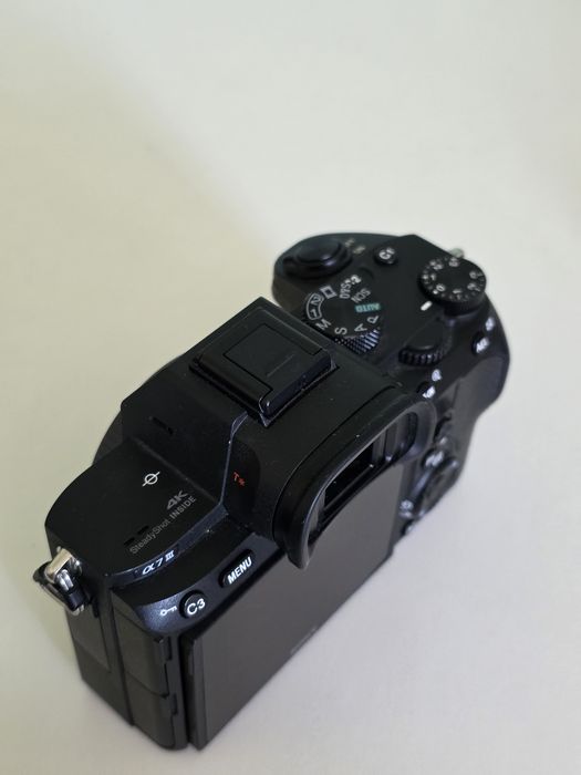 Sony A7 III ótimo estado