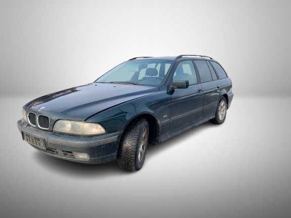 BMW E39 520i seria 5 2.0 benzyna touring kombi kolor 324 CZĘŚCI
