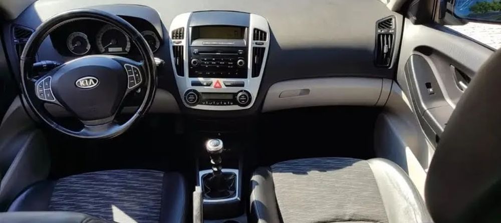 Kia Ceed S Coupe 110cv Motor de Corrente