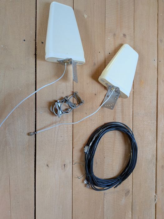 Antena LTE Advanced 5G 4G ATK502 DUAL SMA 10 m.