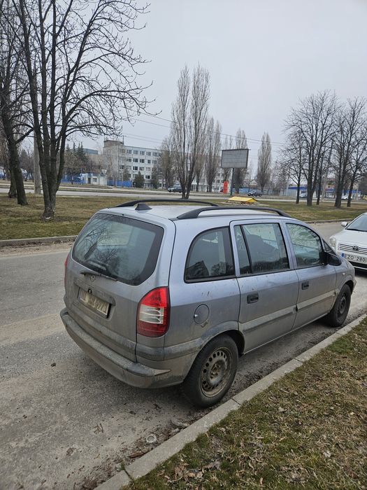 Продам Opel Zafira 1.8 2003