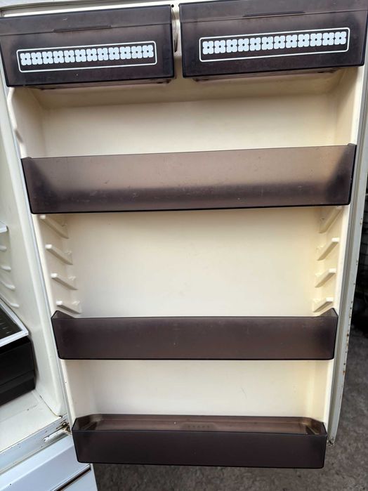 Холодильник двухкамерный КАЧЕСТВО .