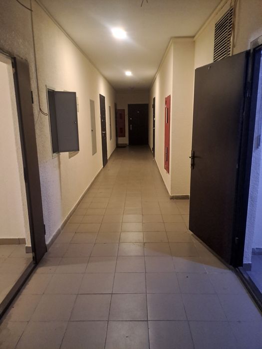 Продажа 1ком.кв.37кв м.Деснянский р-н.ул.Драйзера 40