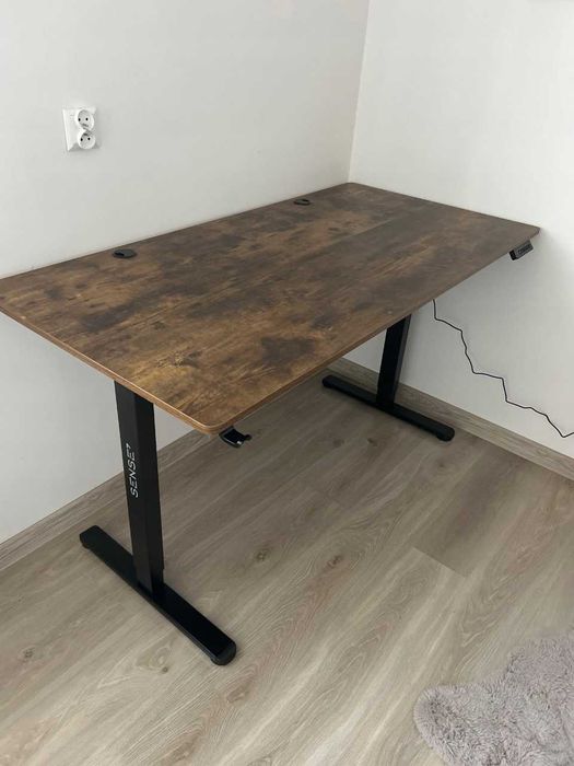 NOWE Biurko Elektrycznie Gamingowe Regulowane 140x70 Czarny Dąb Regulacja Wysokości - 72-118cm Elektryczny Stelaż Do Biura Solidne Wytrzymałe OKAZJA