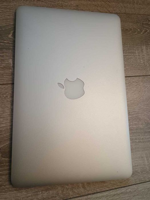 MacBook AIR A1370 с EMC 2393