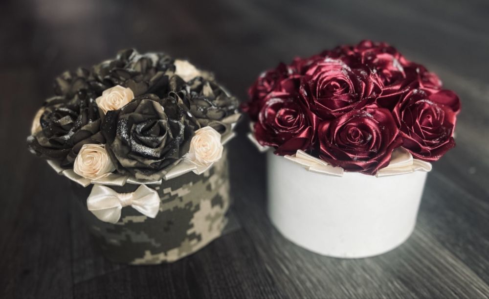 Букет з квітів зі стрічки