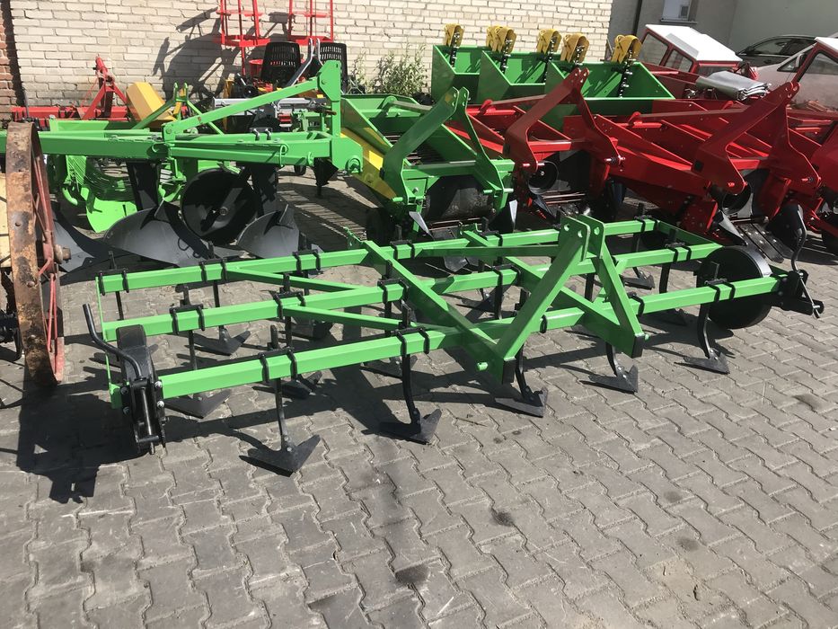 Культиватор, міжрядний, окучник, сплошного обробітку з катком Bomet