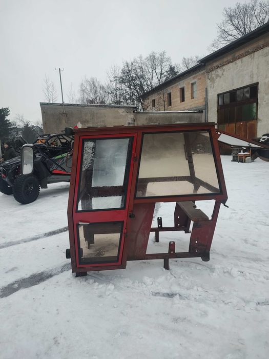 Kabina Massey Ferguson255