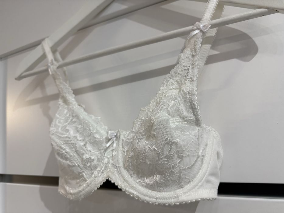 Biustonosz miękki 32B 70B dziewczęcy, koronkowy, Sirens by Pour Moi